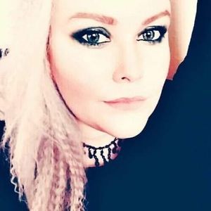 Meet your Posher, Jenny